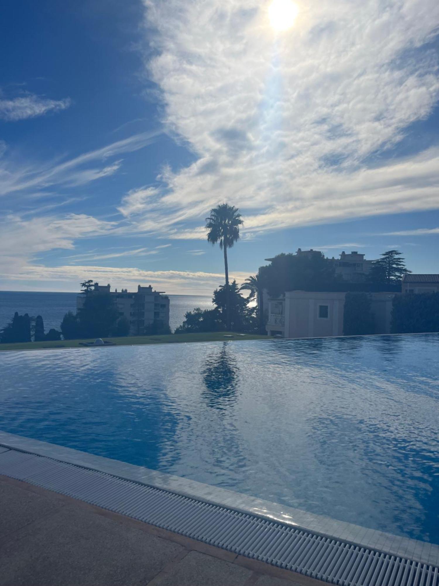 Superbe Appartement Une Chambre Vue Mer Piscine Tennis คานส์ ภายนอก รูปภาพ